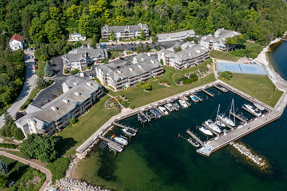 Sister Bay Yacht Club Resort-1