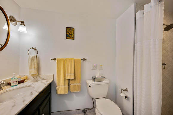 Eagle Harbor Inn DDC CoOp-31
