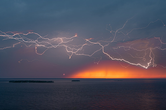 Lightning-367-Edit