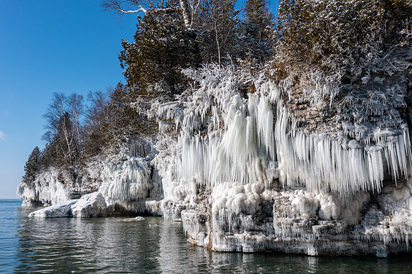 Frosty Cave Point-83