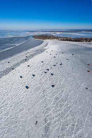 01-23-2021-Dan Eggert-Little Sturgeon Outer Ice Fishing-1