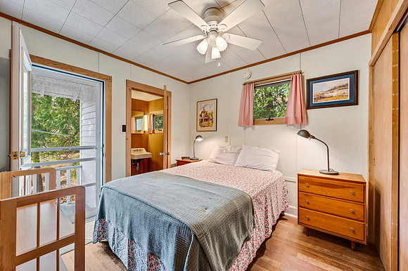 9836 Water Street Ephraim-13
