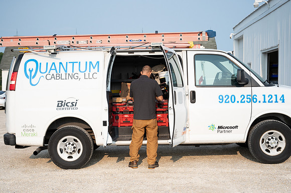 Quantum Technologies Brilliant-75