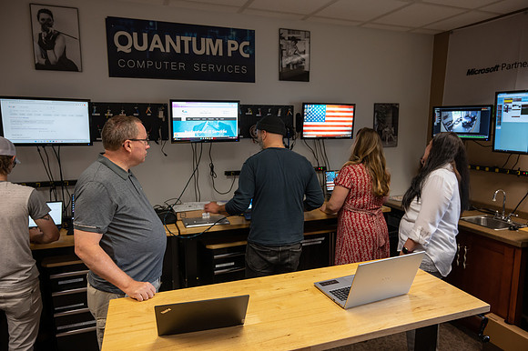 Quantum Technologies Brilliant-237