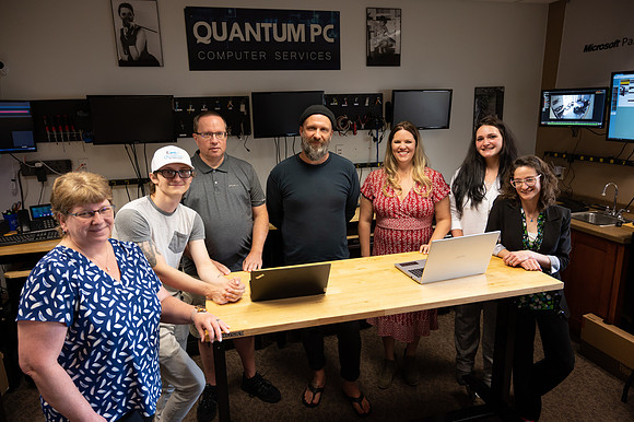 Quantum Technologies Brilliant-235