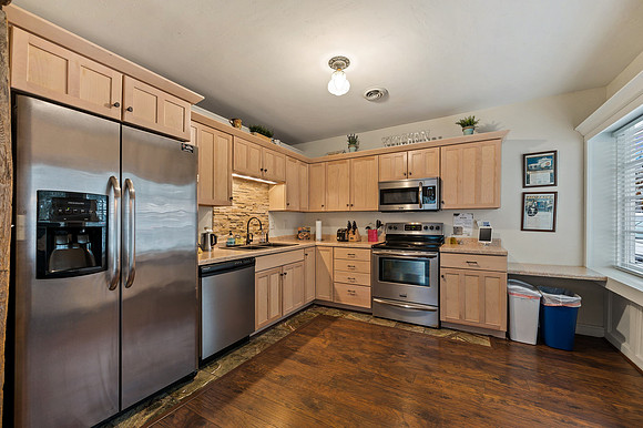 235 Kentucky St Sturgeon Bay-8