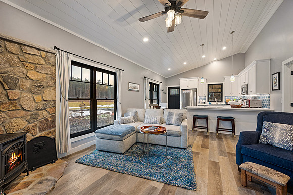 7492 Cty A Baileys Harbor-13