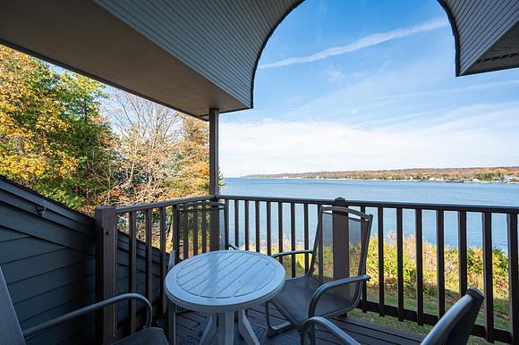 Sister Bay Yacht Club 566-11