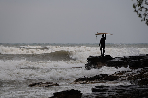 Cave Point Surfing-37