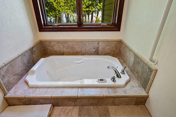 1356 Kinsey Bay Liberty Grove-31
