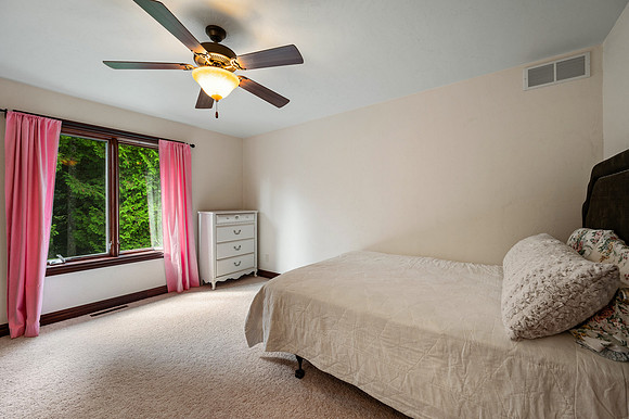 1356 Kinsey Bay Liberty Grove-42