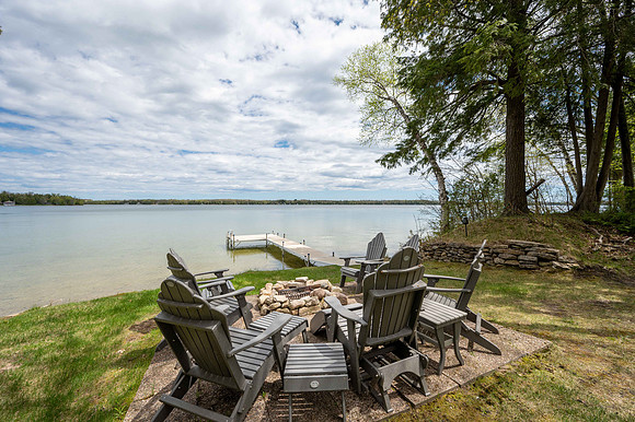 Web 7530 West Kangaroo Lake Rd Baileys Harbor-43