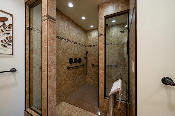 Web 7530 West Kangaroo Lake Rd Baileys Harbor-32