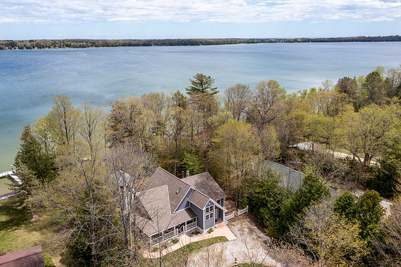 Web 7530 West Kangaroo Lake Rd Baileys Harbor-47