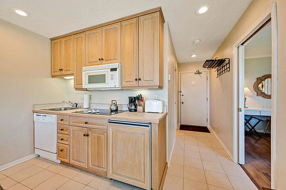 Bay Point Inn Unit 23 Egg Harbor-9