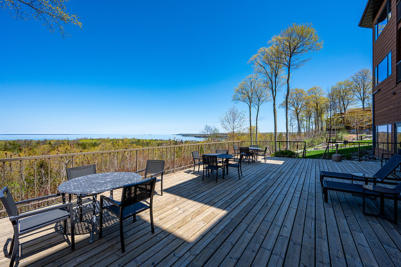 Landmark 2202 Egg Harbor-16