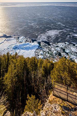 03-12-2021-Dan Eggert-Ellison Bay Bluff Ice Drone-2