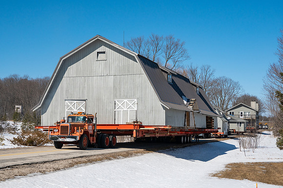 Little Sister Buildings and Barn Move Day-129