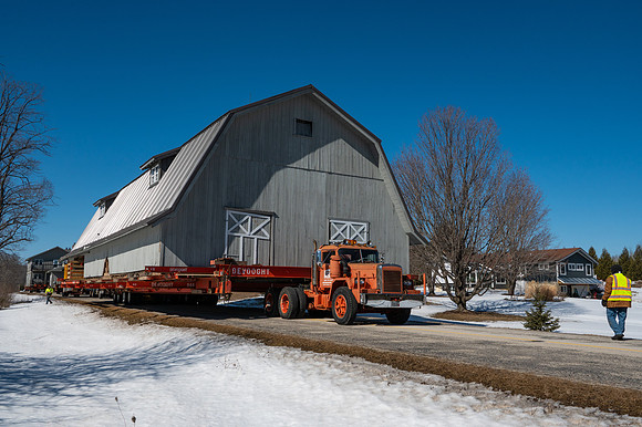 Little Sister Buildings and Barn Move Day-146