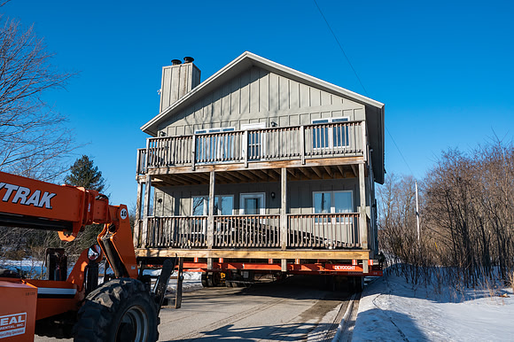 Little Sister Buildings and Barn Move Day-204