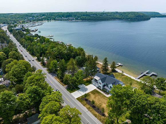 Bayshore Summer Exterior-17