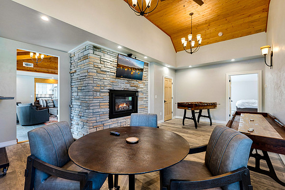 Fish Creek Lodge Front unit-9