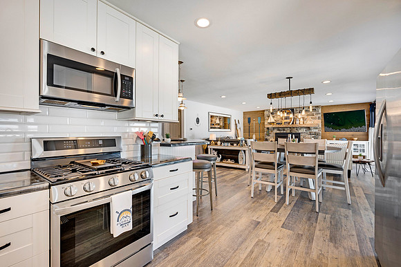 1902 Hillside Dr Ellison Bay-23