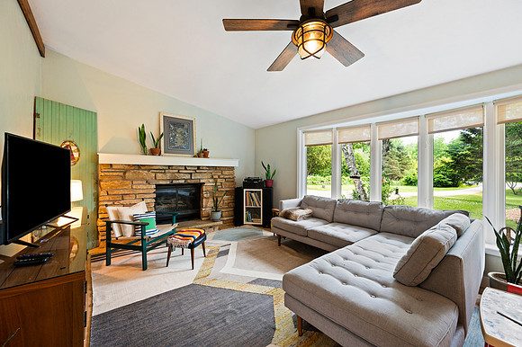6834 Edgewood Ct Nasewaupee-5