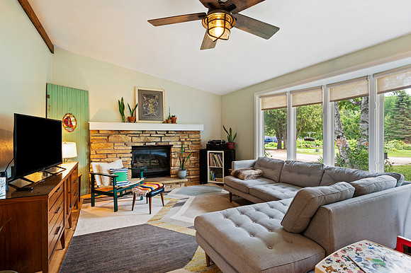 6834 Edgewood Ct Nasewaupee-6