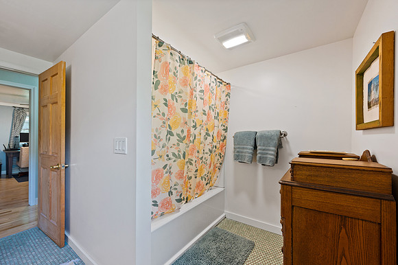 6834 Edgewood Ct Nasewaupee-16