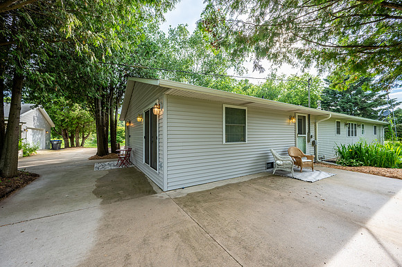6834 Edgewood Ct Nasewaupee-32