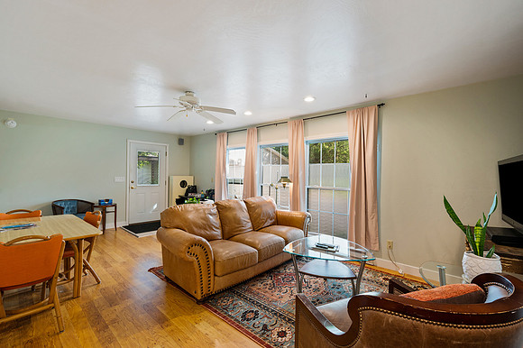 6834 Edgewood Ct Nasewaupee-25