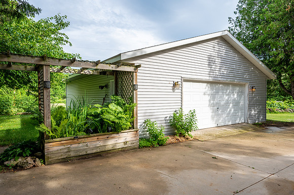 6834 Edgewood Ct Nasewaupee-30