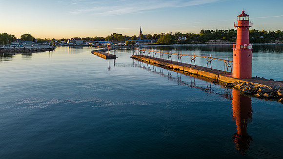Algoma Sunset Calm Cloudless-9