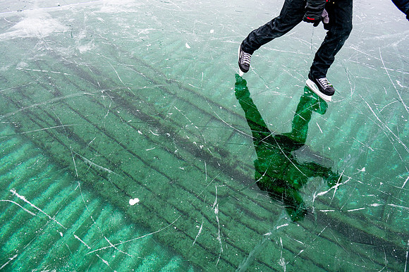 Frozen Fleetwing Ice Skaters-44