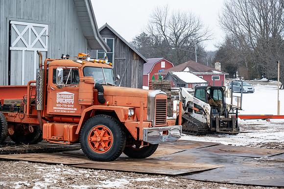 Little Sister Barn Move to Final Place-82