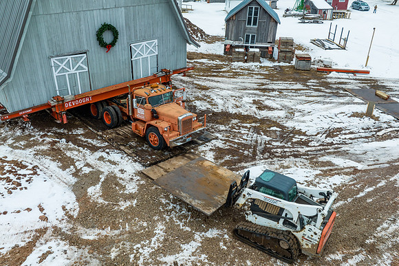 Little Sister Barn Move to Final Place-3