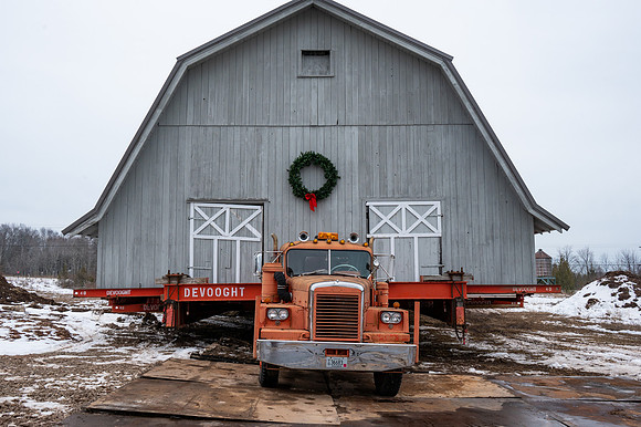 Little Sister Barn Move to Final Place-84