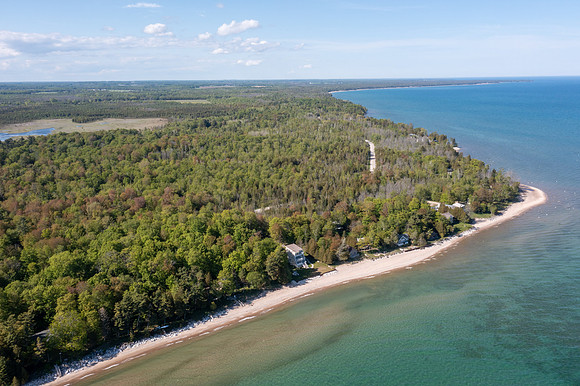 2954 Lake Forest Park Road Sturgeon Bay-31