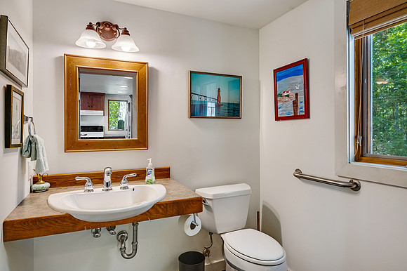2954 Lake Forest Park Road Sturgeon Bay-11