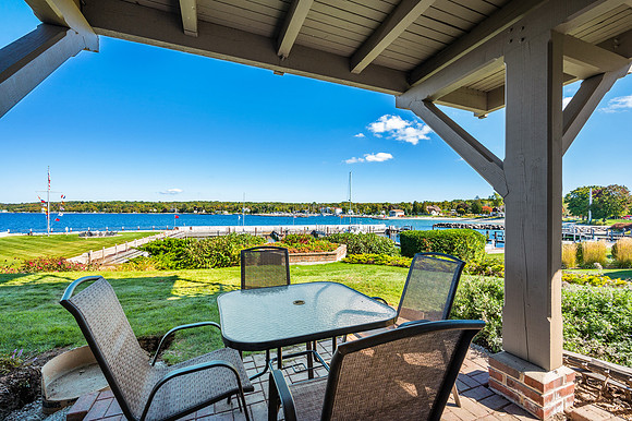 Sister Bay Yacht Club 502-10
