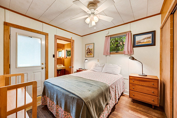9836 Water Street Ephraim-15