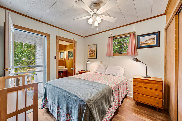 9836 Water Street Ephraim-13