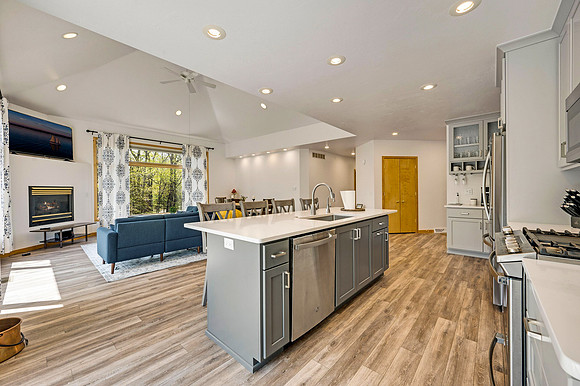 2459 Cherrywood Lane Sister Bay-22