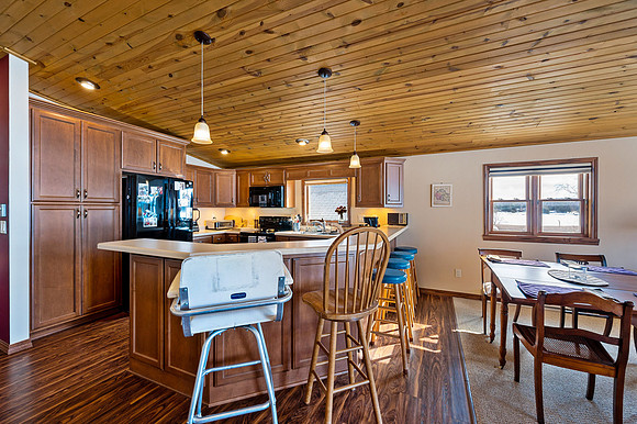 12747 Hwy 42 unit 1002 Gills Rock-11