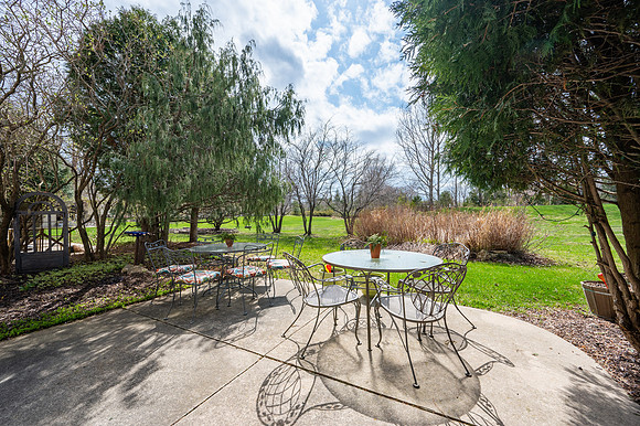 2766 Arbor Dr Unit 2001 Sister Bay-15