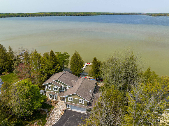 5347 S. Lake Road Sturgeon Bay Summer Updates-19