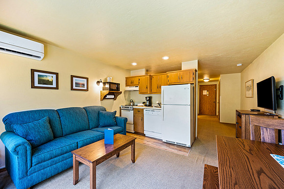 Waterbury Inn unit 111 Ephraim-9