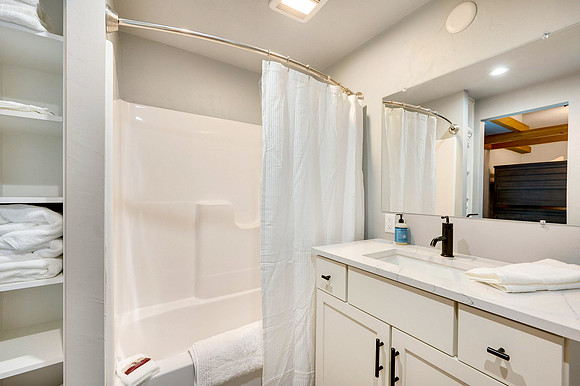 Fish Creek Lodge Front unit-29