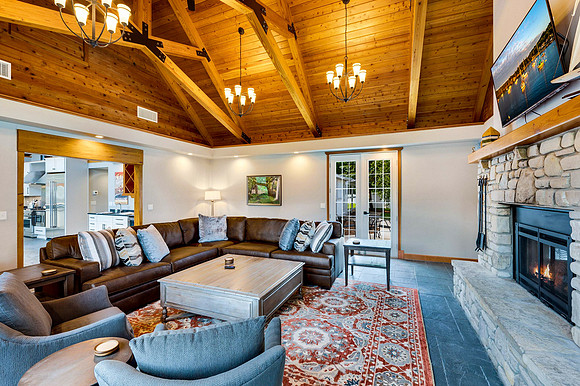 Fish Creek Lodge Front unit-8